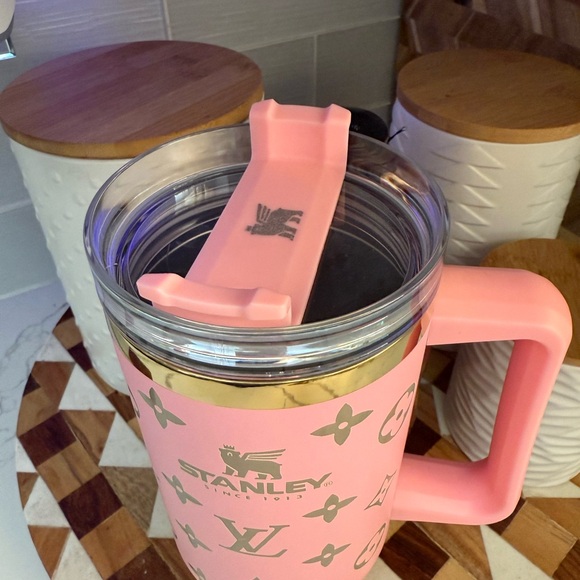 Stanley Pink Tumbler - Picture 2 of 4